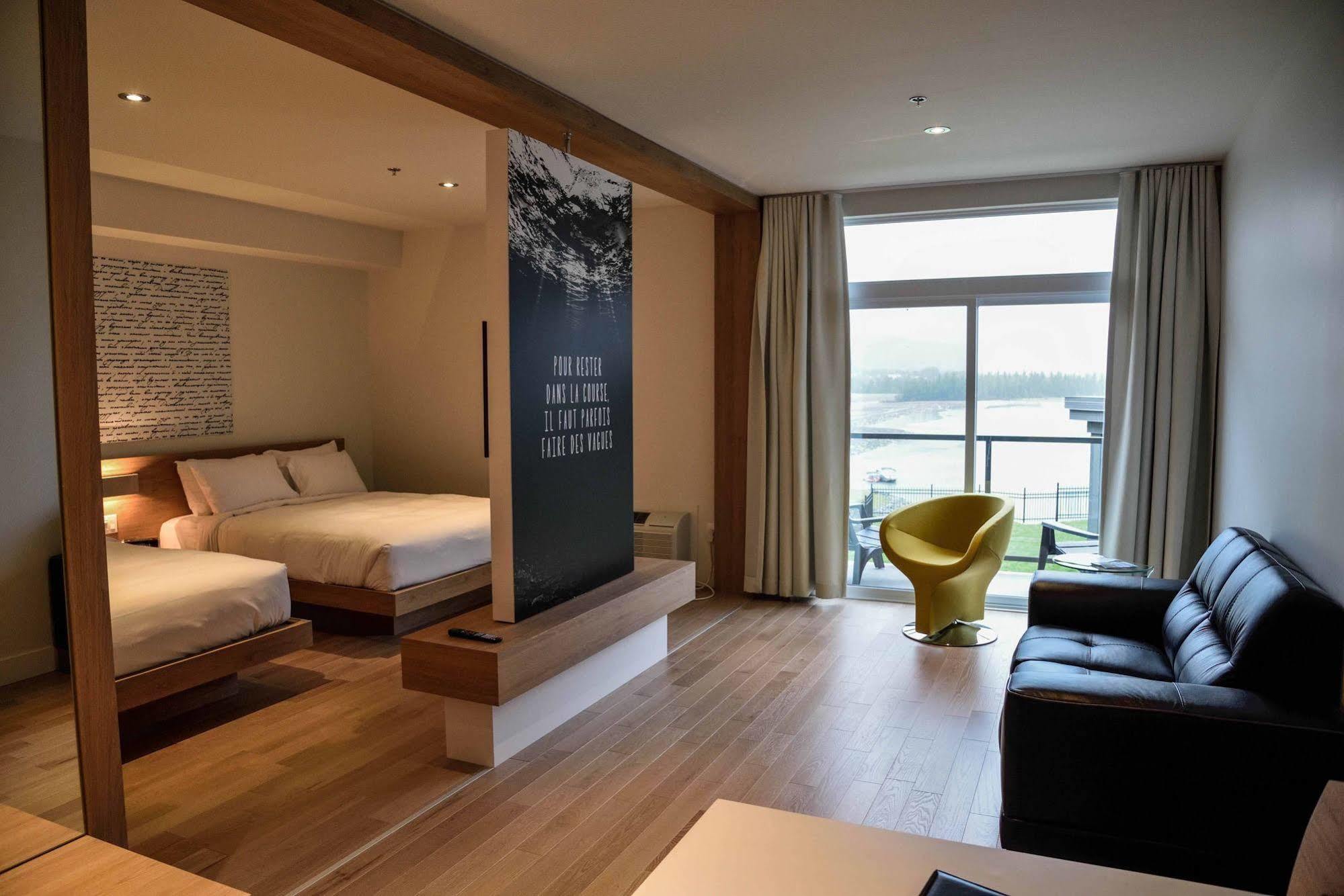 Hotel Du Domaine, Centre De Villegiature Et De Congres 塞特福德矿城 外观 照片