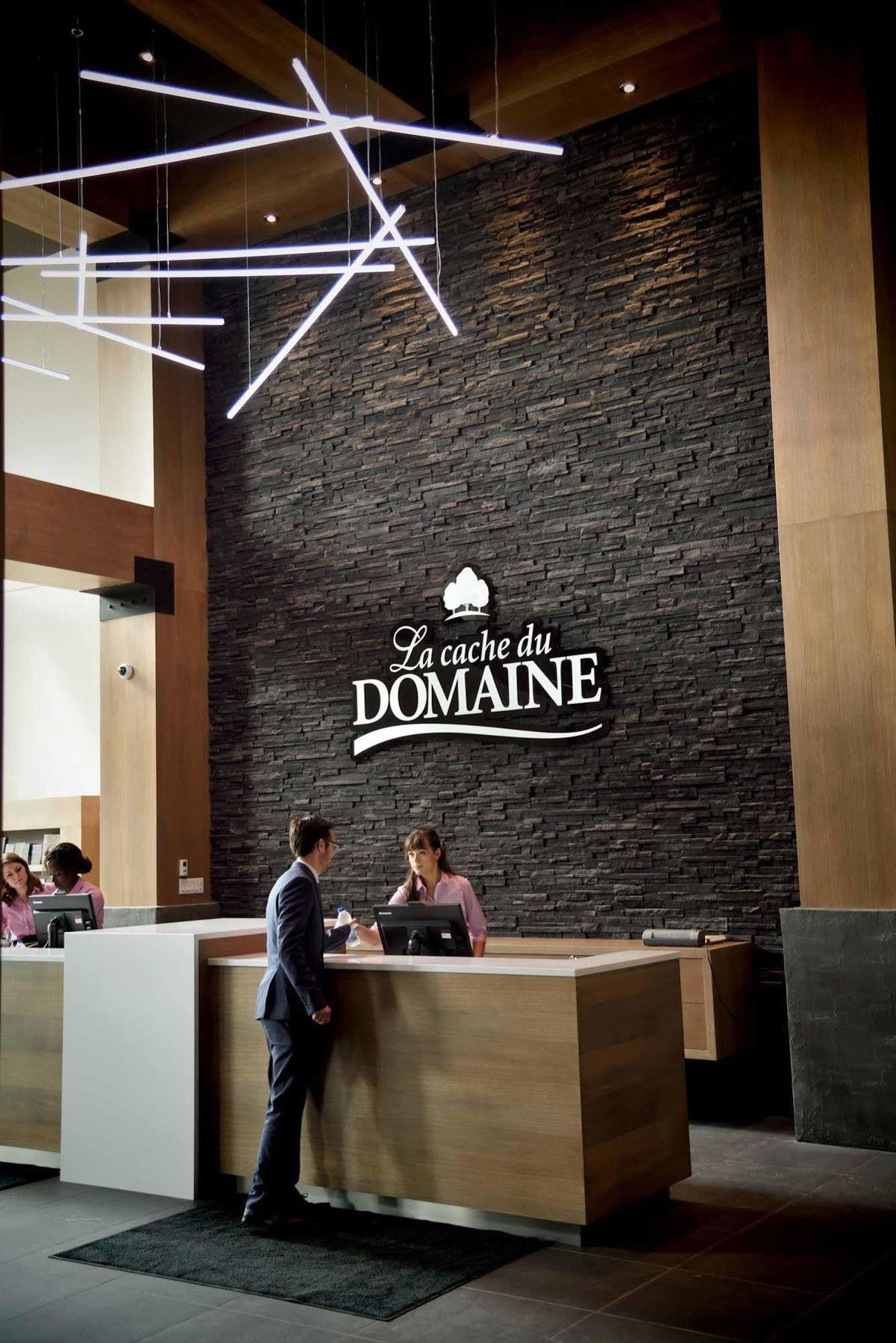 Hotel Du Domaine, Centre De Villegiature Et De Congres 塞特福德矿城 外观 照片