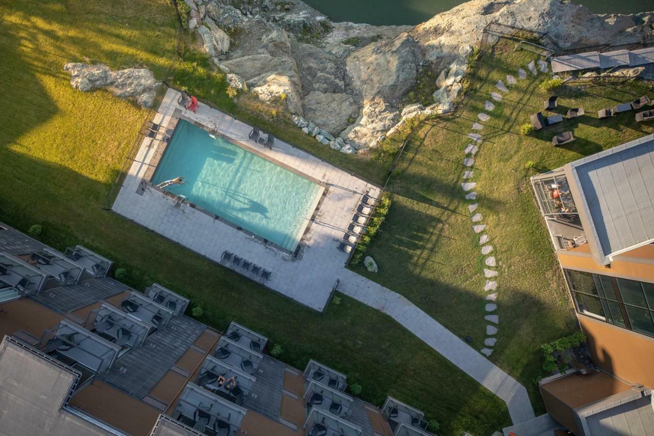 Hotel Du Domaine, Centre De Villegiature Et De Congres 塞特福德矿城 外观 照片